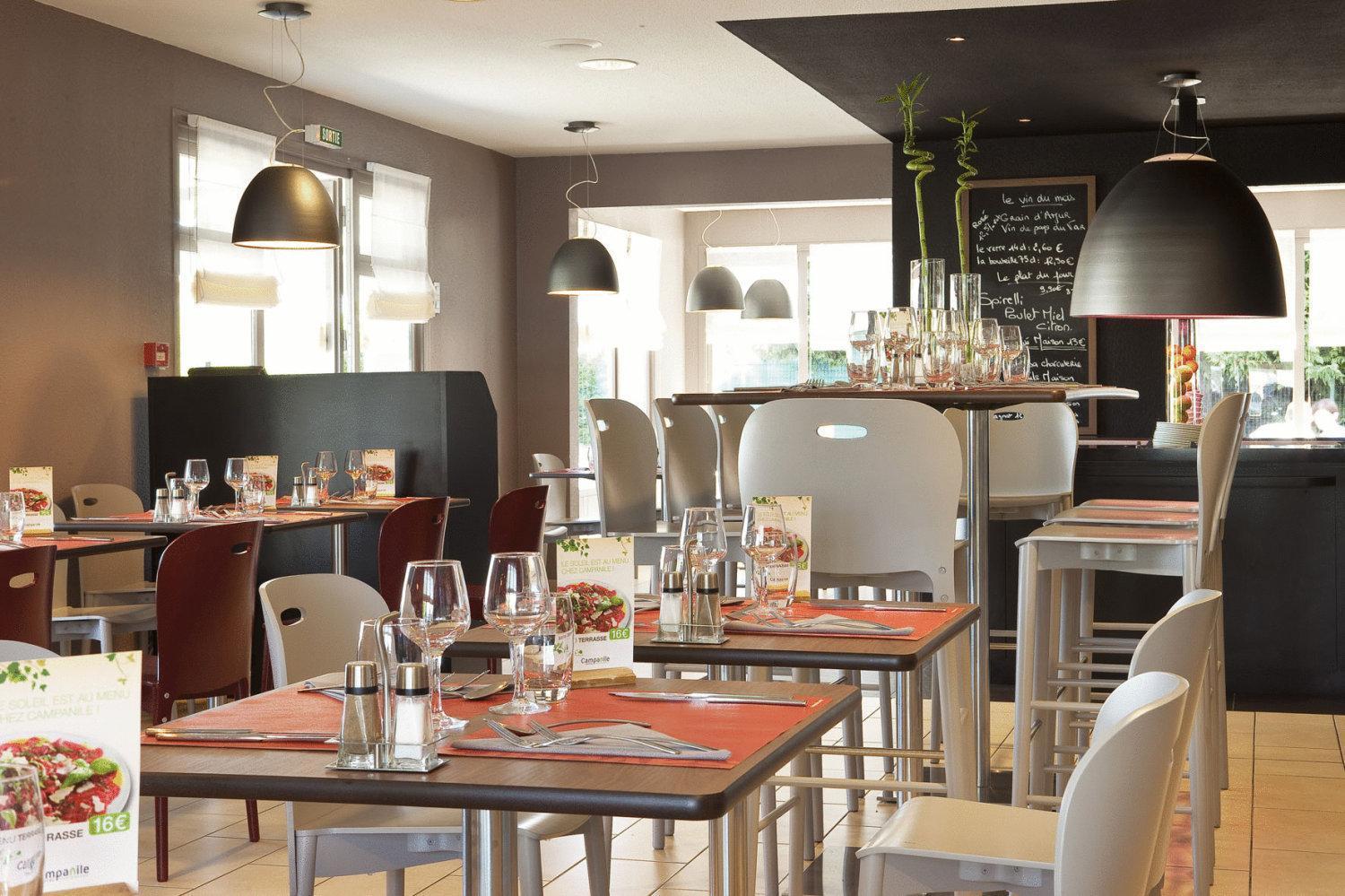 Campanile Moulins Avermes Restaurant billede